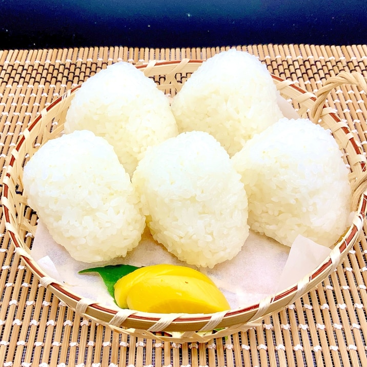 お弁当に♡塩飯の味コツ&ツナマヨ昆布のおにぎり